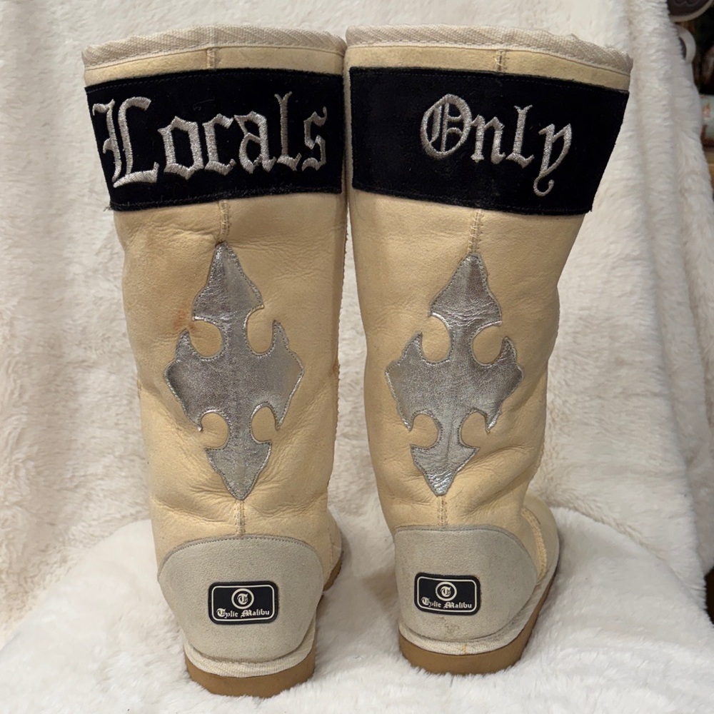 Tylie Malibu Cream and Silver Winter Boots